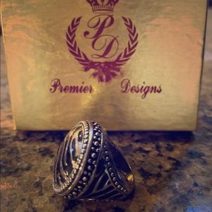 Premier Designs Ring